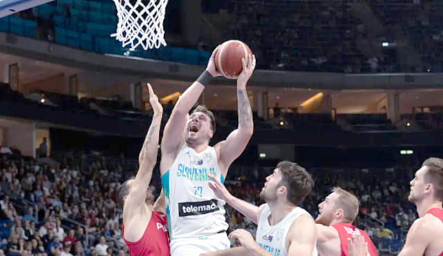 波兰战胜俄罗斯,晋级欧国杯半决赛 波兰战胜俄罗斯,晋级欧国杯半决赛