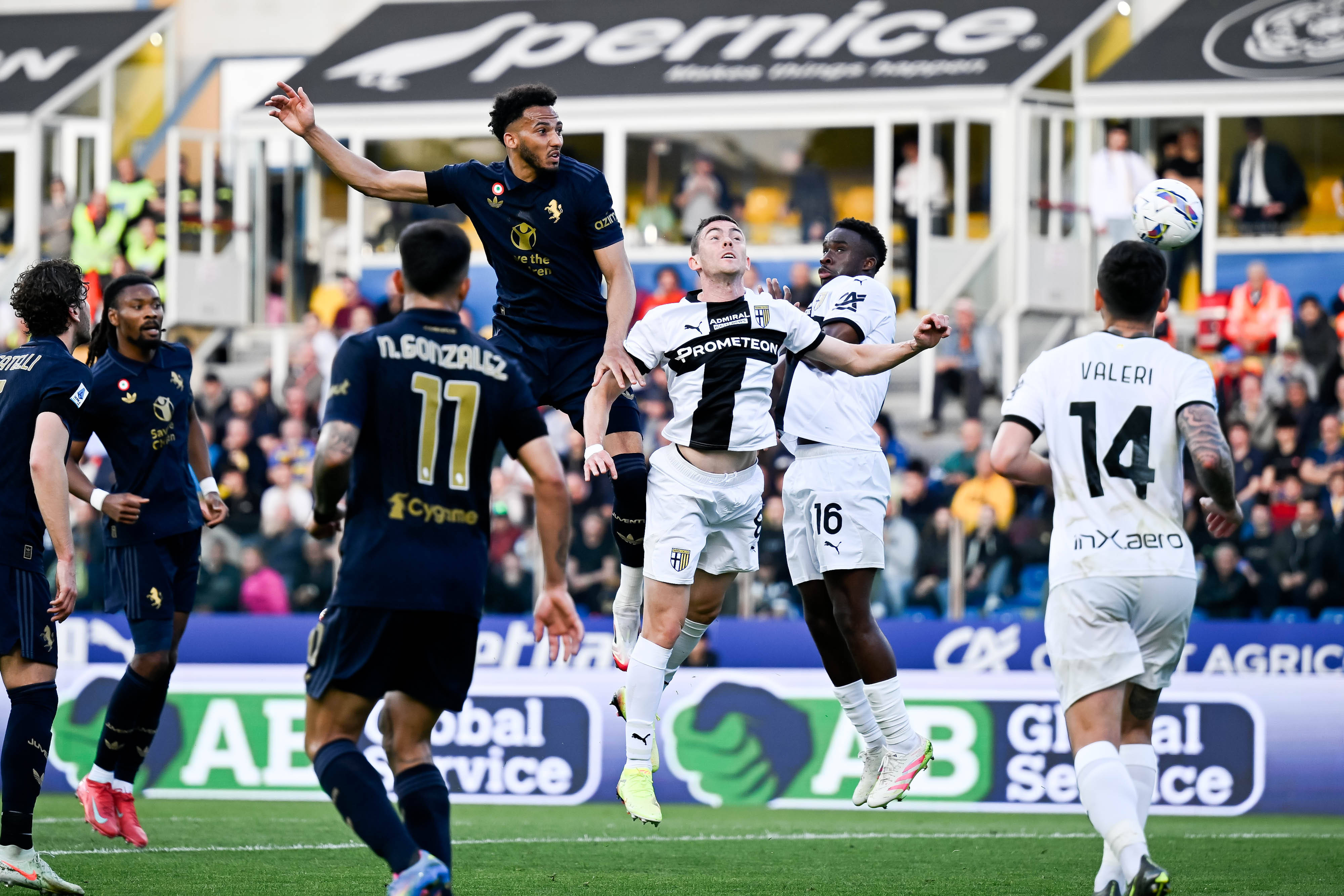 都灵取胜帕尔马,继续保持领先优势的简单介绍 都灵取胜帕尔马,继续保持领先优势的简单介绍