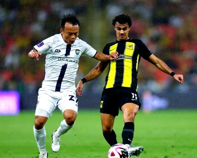 三亿体育体育登录-包含神秘面纱！全新一轮足球赛事即将揭开神秘面纱的词条