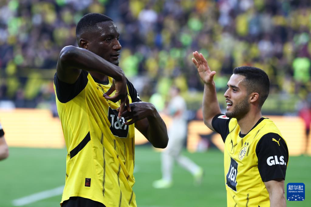 巴黎圣日耳曼大胜门兴格拉德巴赫,领先德甲联赛的简单介绍 巴黎圣日耳曼大胜门兴格拉德巴赫,领先德甲联赛的简单介绍