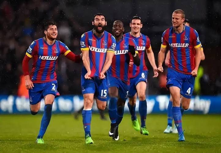 包含阿斯顿维拉主场平局,球员表现令人鼓舞的词条 包含阿斯顿维拉主场平局,球员表现令人鼓舞的词条