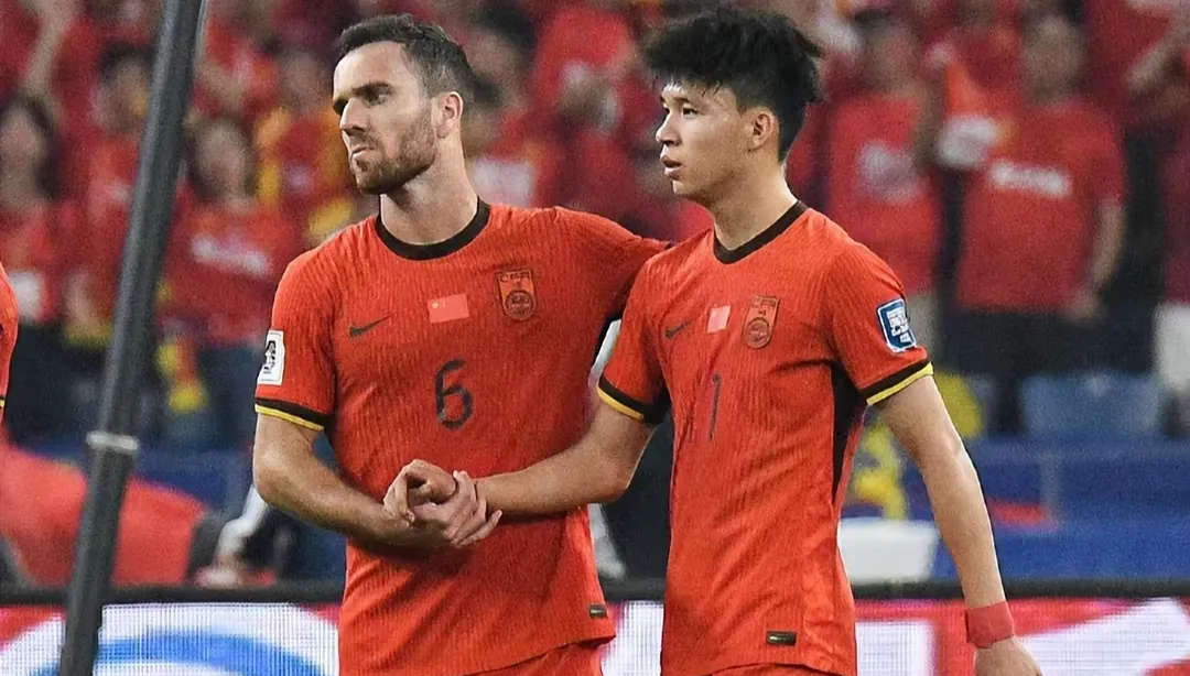 球员在比赛中遭遇了困境,但最终取得了胜利 球员在比赛中遭遇了困境,但最终取得了胜利