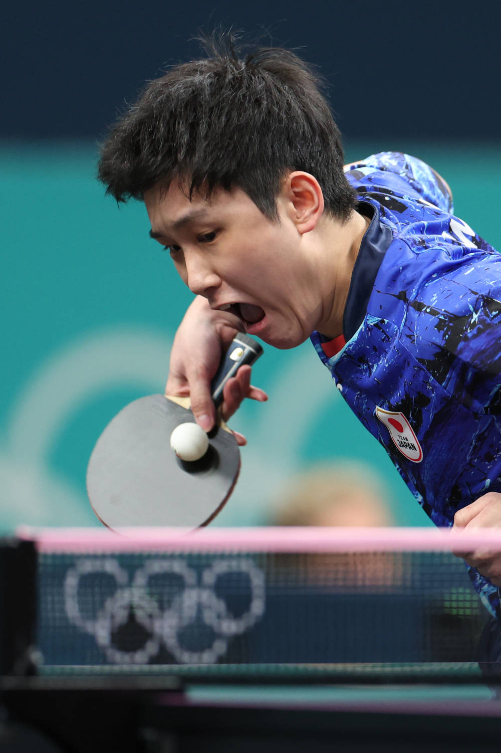 欢笑!球员在比赛中展现出潜力和实力 欢笑!球员在比赛中展现出潜力和实力