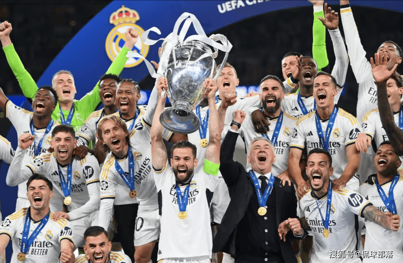 三亿体育体育课程-利物浦逆转，欧冠黑马再现！