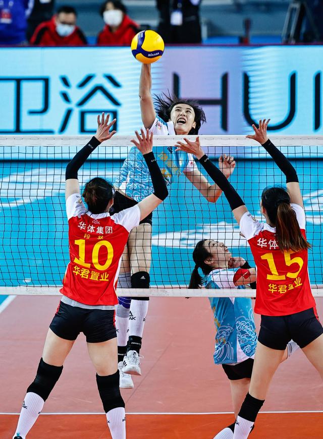 国家排球对抗赛进行中,安徽队迎战辽宁队 国家排球对抗赛进行中,安徽队迎战辽宁队