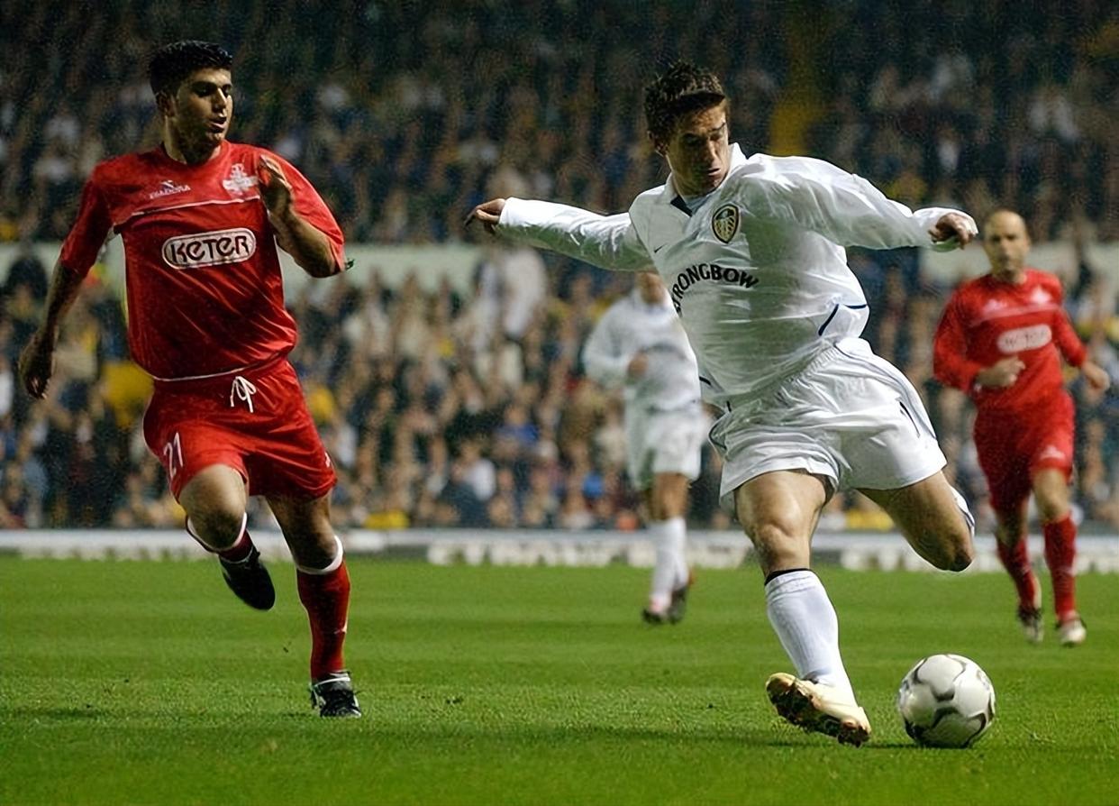 利兹联小将积极进攻，球队前景看好