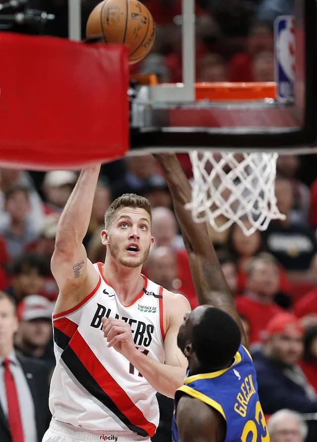 包含「开拓者横扫奇才」改写为「开拓者十连胜横扫奇才」的词条 包含「开拓者横扫奇才」改写为「开拓者十连胜横扫奇才」的词条