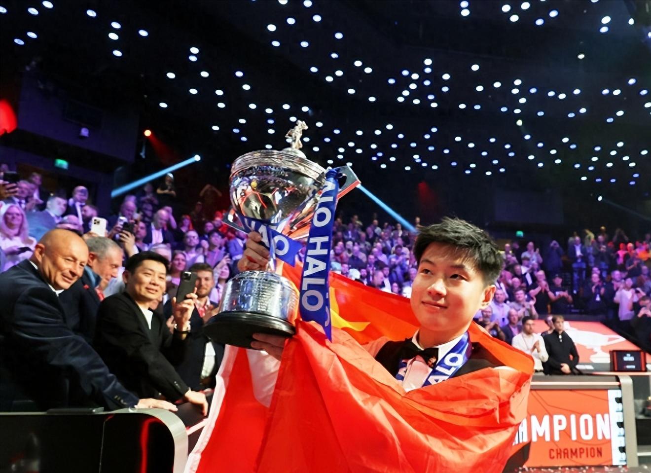 球员技艺展现绝佳,赢得现场掌声 球员技艺展现绝佳,赢得现场掌声