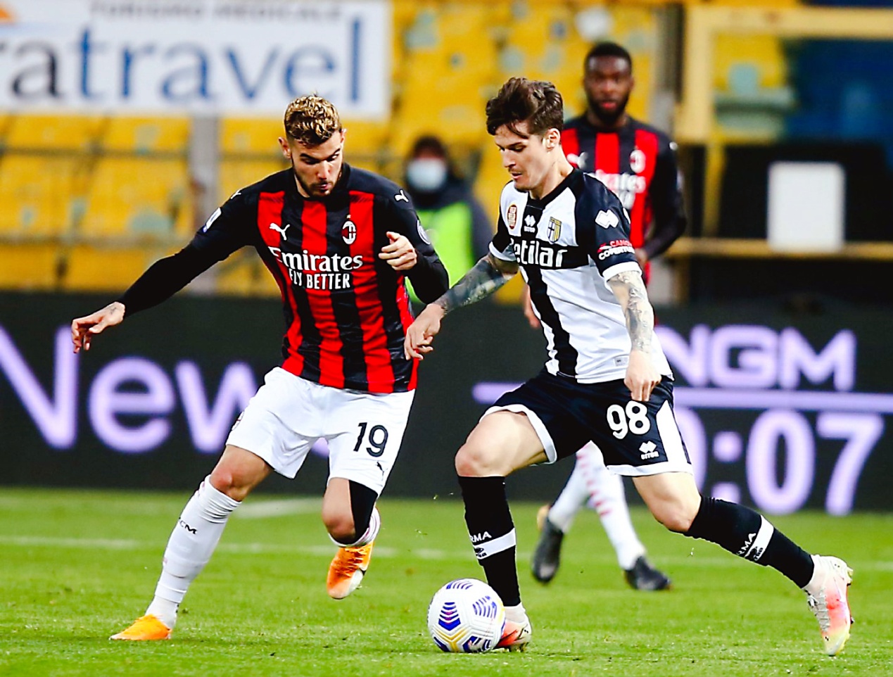 卡利亚里足球队联赛表现持续惊艳的简单介绍 卡利亚里足球队联赛表现持续惊艳的简单介绍