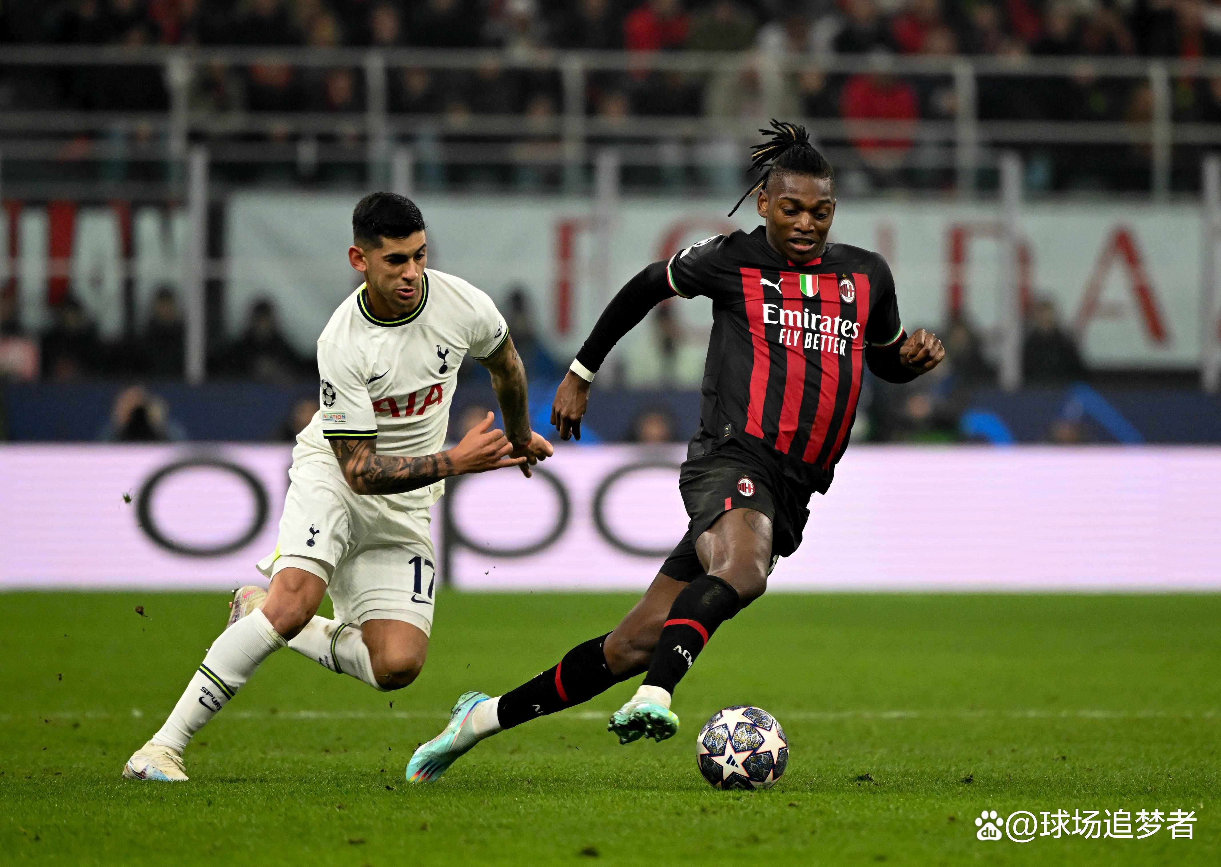 关于AC米兰客场战平,保持不败纪录的信息 关于AC米兰客场战平,保持不败纪录的信息